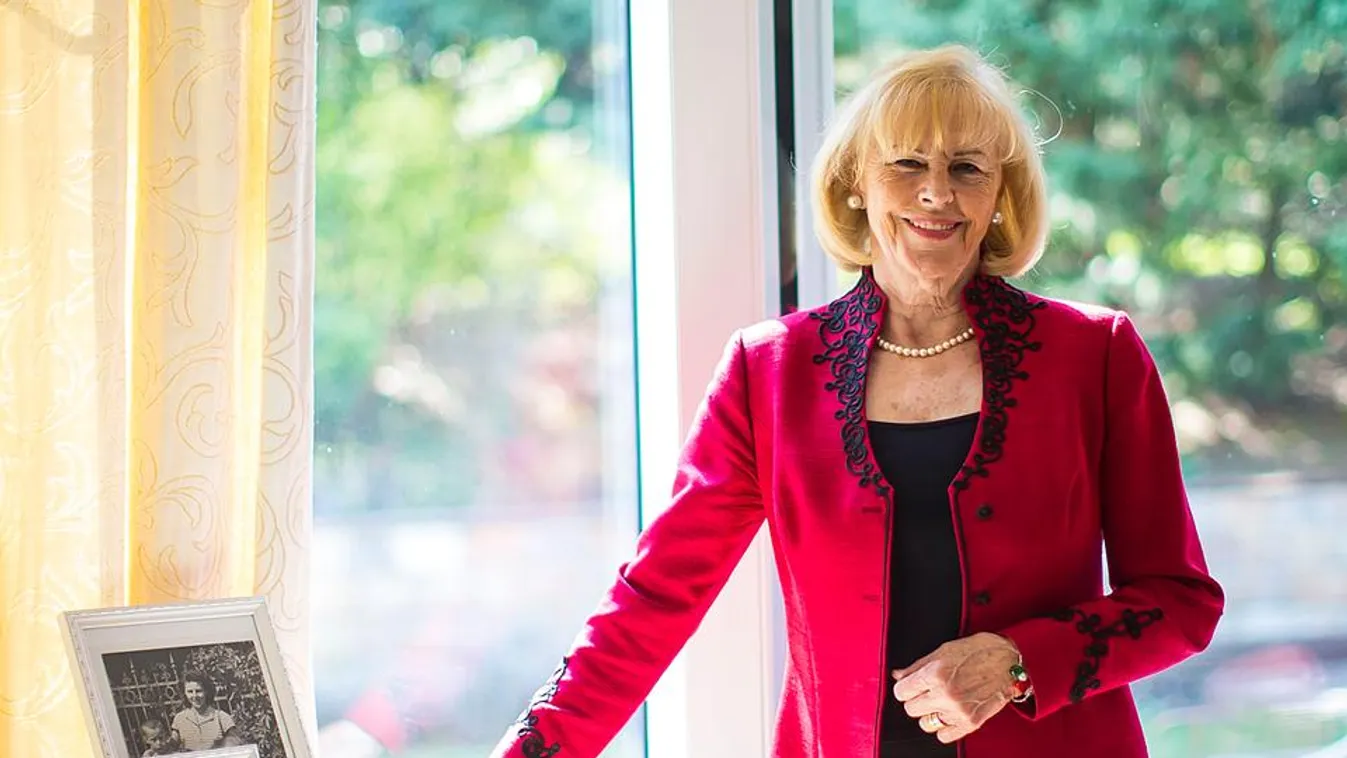 Schmittné Makray Katalin